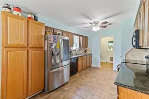 20615 County Rd 461, Brazoria, TX 77422 - Photo 11