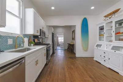 2912 Avenue R, Galveston, TX 77550 - Photo 11