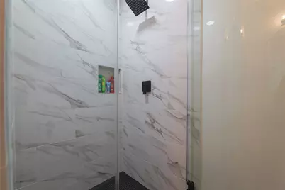 2912 Avenue R, Galveston, TX 77550 - Photo 23