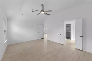 3102 Spitfire Dr, Rosenberg, TX 77471 - Photo 9