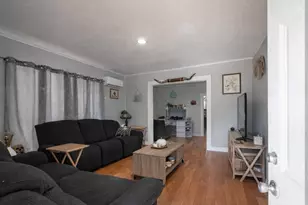 201 S Cleveland St, Dayton, TX 77535 - Photo 3