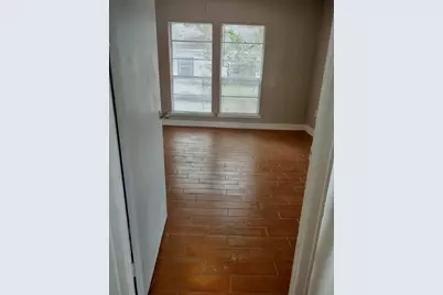 201 S Cleveland Street, Dayton, TX 77535 - Photo 5