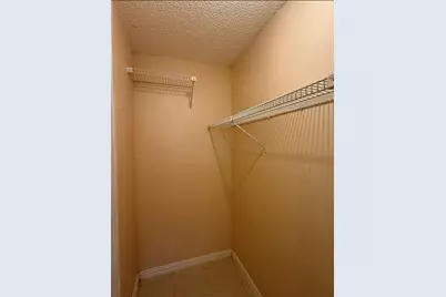 4027 W Summit Valley Drive, Houston, TX 77082 - Photo 17