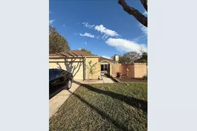 4027 W Summit Valley Drive, Houston, TX 77082 - Photo 1