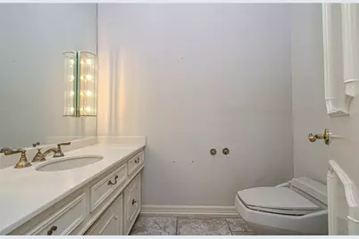 9712 Longmont Drive, Houston, TX 77063 - Photo 23