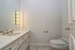 9712 Longmont Dr, Houston, TX 77063 - Photo 23