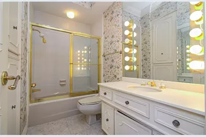 9712 Longmont Drive, Houston, TX 77063 - Photo 21