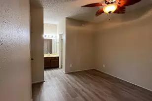 17417 Red Oak Dr, Houston, TX 77090 - Photo 5