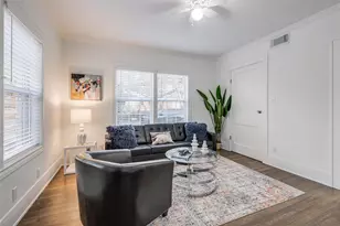 601 Bomar St, Houston, TX 77006 - Photo 7