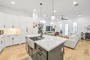 718 W Donovan St, Houston, TX 77091 - Photo 11