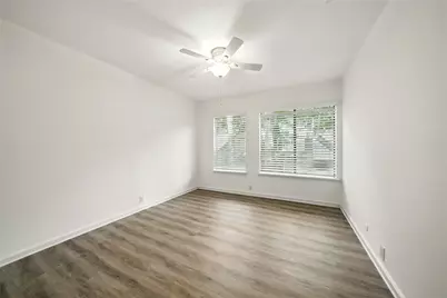 171 Litchfield Lane, Houston, TX 77024 - Photo 25