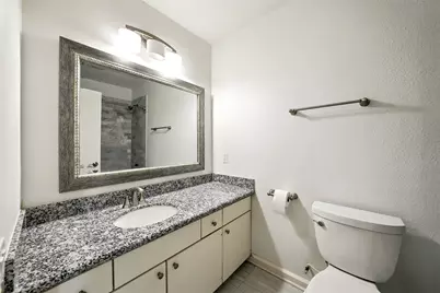 171 Litchfield Lane, Houston, TX 77024 - Photo 21