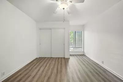 171 Litchfield Lane, Houston, TX 77024 - Photo 29