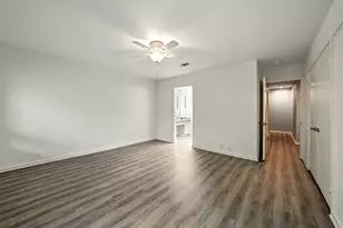 171 Litchfield Ln, Houston, TX 77024 - Photo 35