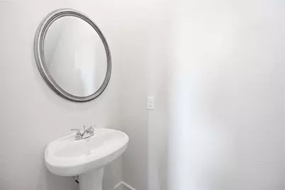 13210 Opera Drive, Houston, TX 77047 - Photo 9