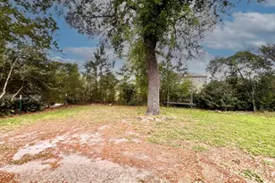 401 Rolling Hills Dr, Conroe, TX 77304 - Photo 19