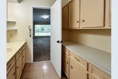 401 Rolling Hills Drive, Conroe, TX 77304 - Photo 11