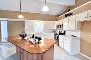 401 Rolling Hills Dr, Conroe, TX 77304 - Photo 5