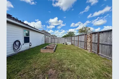 216 Bennett Loop, Angleton, TX 77515 - Photo 37