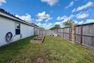 216 Bennett Loop, Angleton, TX 77515 - Photo 37