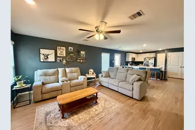 216 Bennett Loop, Angleton, TX 77515 - Photo 13