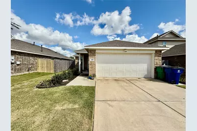 216 Bennett Loop, Angleton, TX 77515 - Photo 1