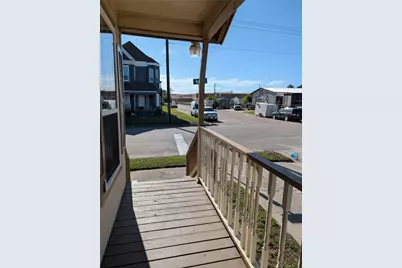 1222 42nd Street, Galveston, TX 77550 - Photo 5