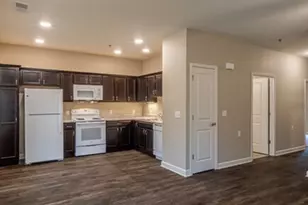 620 S Oakland Ave, Bolivar, MO 65613 - Photo 5