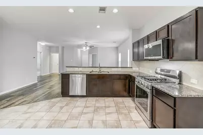 18607 Legend Oaks Drive, Magnolia, TX 77355 - Photo 7