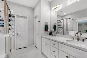 8407 James Franklin St, Houston, TX 77088 - Photo 11