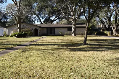 308 Edgewood Street, League City, TX 77573 - Photo 3