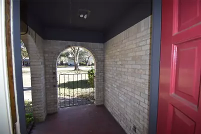 308 Edgewood Street, League City, TX 77573 - Photo 7