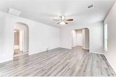 27085 Kestrel Trail, Magnolia, TX 77354 - Photo 9