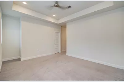 2810 Grand Fountains Drive #B, Houston, TX 77054 - Photo 27