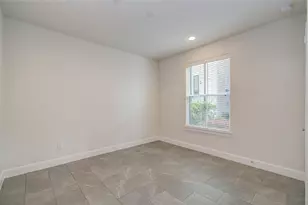 2810 Grand Fountains Dr, Houston, TX 77054 - Photo 7