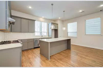 2810 Grand Fountains Drive #B, Houston, TX 77054 - Photo 15