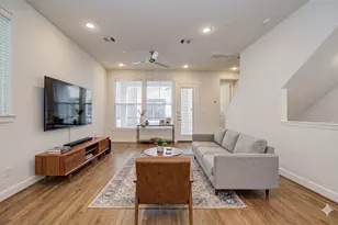 2810 Grand Fountains Dr, Houston, TX 77054 - Photo 9