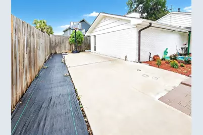 2320 Gramercy Street, Houston, TX 77030 - Photo 45