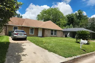 4518 Oak Shadows Dr, Houston, TX 77091 - Photo 1