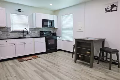 4402 Zelsky Road, Freeport, TX 77541 - Photo 11