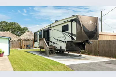 4402 Zelsky Road, Freeport, TX 77541 - Photo 27