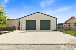 174 Lake Front Dr, Trinity, TX 75862 - Photo 3