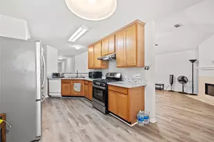 13722 Branford Greens Dr, Houston, TX 77083 - Photo 13