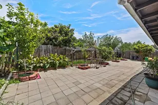 13722 Branford Greens Dr, Houston, TX 77083 - Photo 25