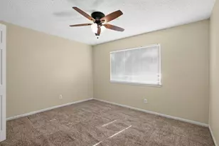 2038 Parkdale Dr, Houston, TX 77339 - Photo 13