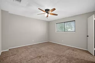 2038 Parkdale Dr, Houston, TX 77339 - Photo 15