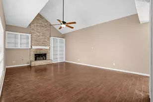 2038 Parkdale Dr, Houston, TX 77339 - Photo 5