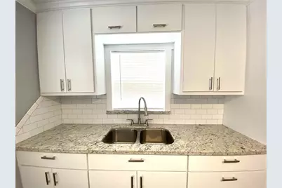 508 Lundy Street, El Campo, TX 77437 - Photo 9