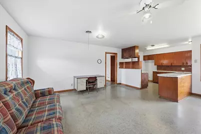 1709 Robin Avenue, Orange, TX 77632 - Photo 7