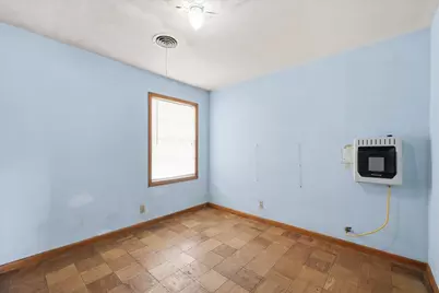 1709 Robin Avenue, Orange, TX 77632 - Photo 11